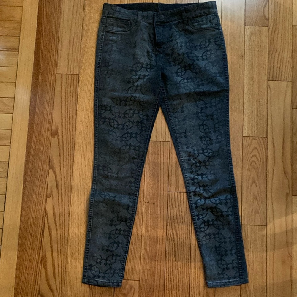 Express Stylish Reversible Black/Patterned Jeans - image 1